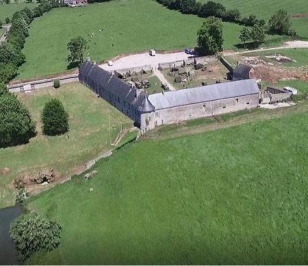 Chateau De Franquetot & D Day Collins Museum Sainte-Mère-Église Exteriér fotografie